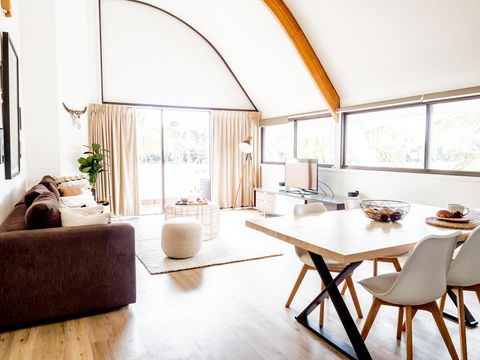 Waves Byron Bay - Foster Accommodation 10