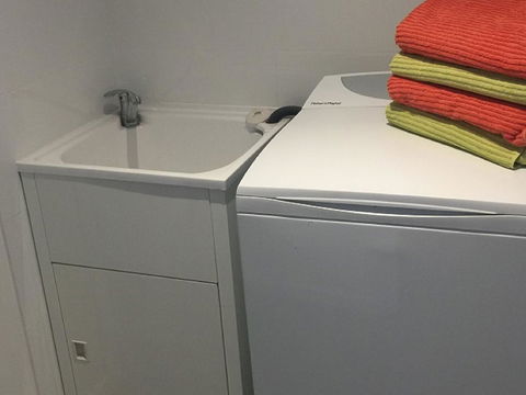 Refuge Cove On Pittwater - Foster Accommodation 10