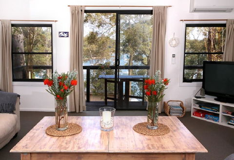 Refuge Cove On Pittwater - Foster Accommodation 3