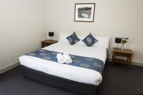 Banjo Paterson Inn - Foster Accommodation 25