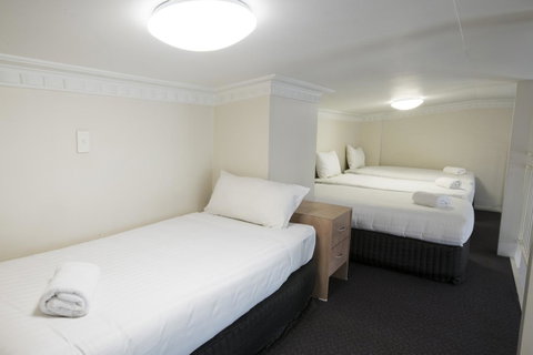 Banjo Paterson Inn - Foster Accommodation 27