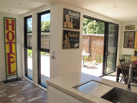 Apple Tree Cottage - Foster Accommodation 6