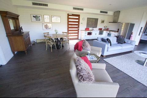 Amaroo Valley Springs - Foster Accommodation 23