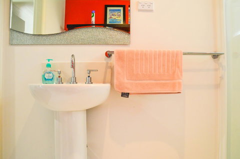 Yigala House - Foster Accommodation 28