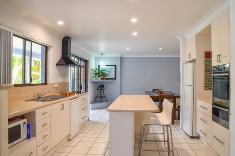 Yigala House - Foster Accommodation 12