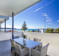 Beachfront Apartment Unit 2 - Foster Accommodation
