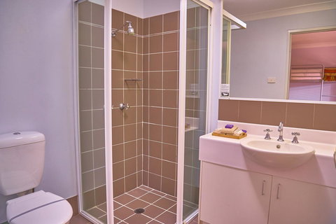 Hunter Oasis - Foster Accommodation 18