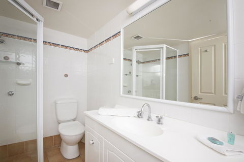 Sails Apartments - Foster Accommodation 13