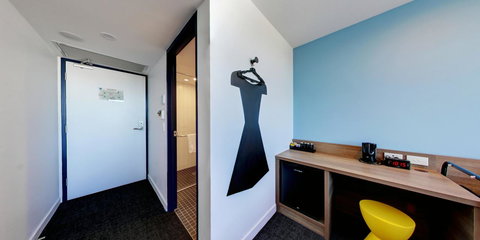 Ibis Budget Sydney Airport - Foster Accommodation 12