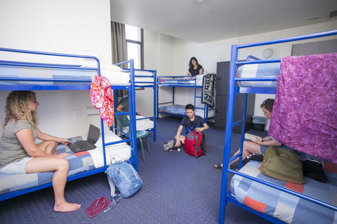 YHA Sydney Central - Foster Accommodation 14