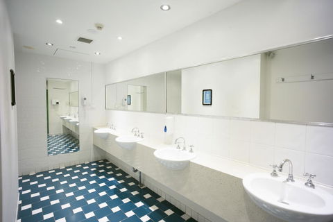 YHA Sydney Central - Foster Accommodation 17