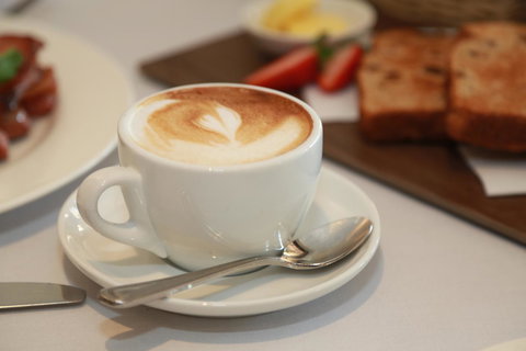 Peppers The Hills Lodge - Foster Accommodation 4