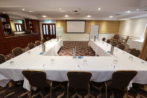 Peppers The Hills Lodge - Foster Accommodation 22