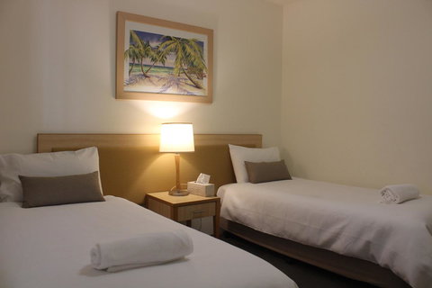 The Boathouse Resort Luxury Apartments - Foster Accommodation 3