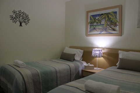 The Boathouse Resort Luxury Apartments - Foster Accommodation 23