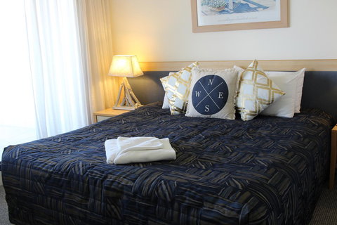 The Boathouse Resort Luxury Apartments - Foster Accommodation 15