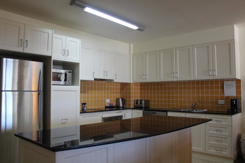 The Boathouse Resort Luxury Apartments - Foster Accommodation 12