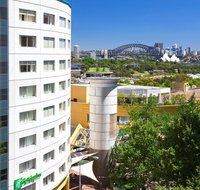 Holiday Inn Potts Point - Sydney - Foster Accommodation