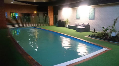 Adelong Motel - Foster Accommodation 2