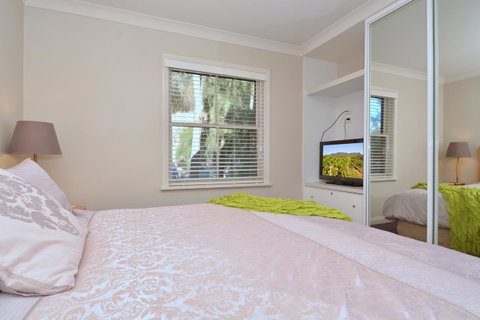 Villa 3br Chianti Villa Located Within Cypress Lakes Resort - Foster Accommodation 14