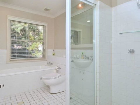 Villa 3br Chianti Villa Located Within Cypress Lakes Resort - Foster Accommodation 10