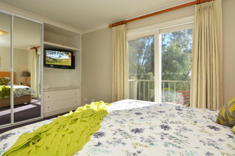 Villa 3br Chianti Villa Located Within Cypress Lakes Resort - Foster Accommodation 12