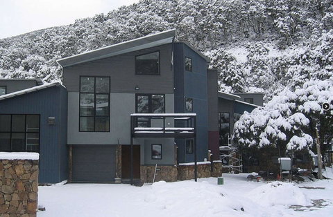 Snowstream 4 - Foster Accommodation 0