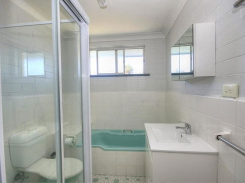 45 Wharf Street - Whole House - Foster Accommodation 6