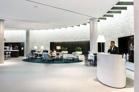 PARKROYAL Darling Harbour, Sydney - Foster Accommodation 8