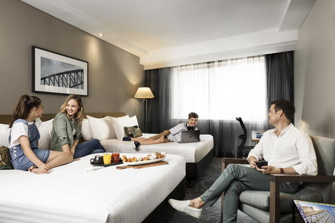 PARKROYAL Darling Harbour, Sydney - Foster Accommodation 23
