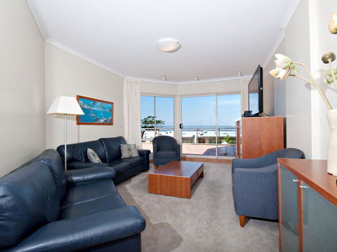 Messines Street, Breakwater Apartment, 104 - Foster Accommodation 1