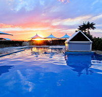 Oaks Waterfront Resort - Foster Accommodation