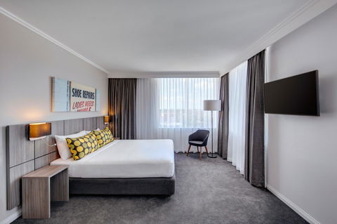 Mercure Sydney Bankstown - Foster Accommodation 3