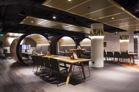 Mercure Sydney Bankstown - Foster Accommodation 8