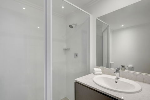 Mercure Sydney Bankstown - Foster Accommodation 16