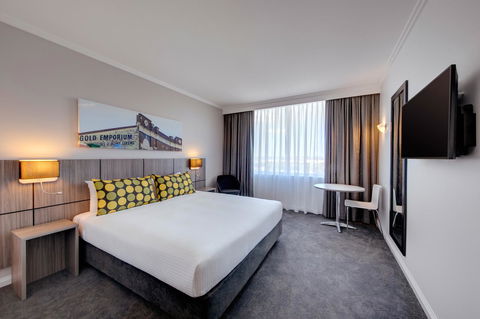 Mercure Sydney Bankstown - Foster Accommodation 2
