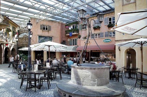 Mercure Sydney Bankstown - Foster Accommodation 12