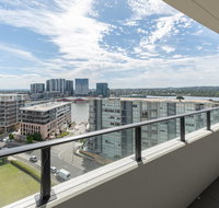Two bedders apartment with Stunning Water view - Foster Accommodation