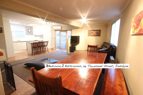 Full Circle Apartments - Foster Accommodation 10