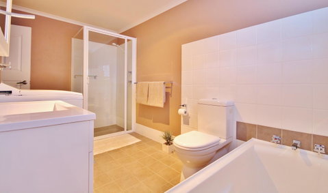 Full Circle Apartments - Foster Accommodation 20