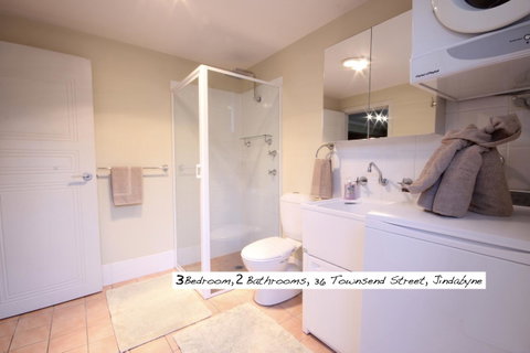 Full Circle Apartments - Foster Accommodation 14