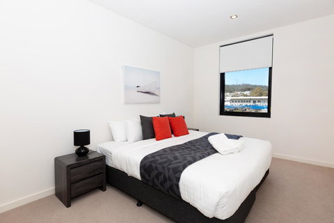 Brand New Executive Apartment - Foster Accommodation 13