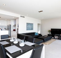Brand New Executive Apartment - Foster Accommodation