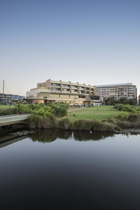 Best Western City Sands - Foster Accommodation 0