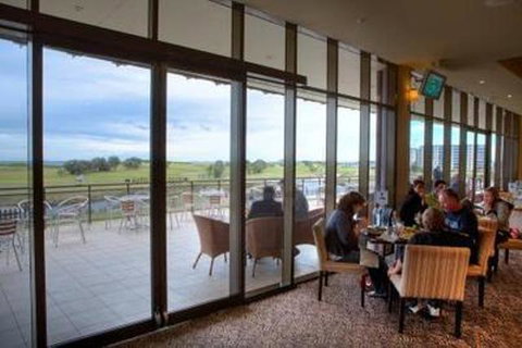 Best Western City Sands - Foster Accommodation 10