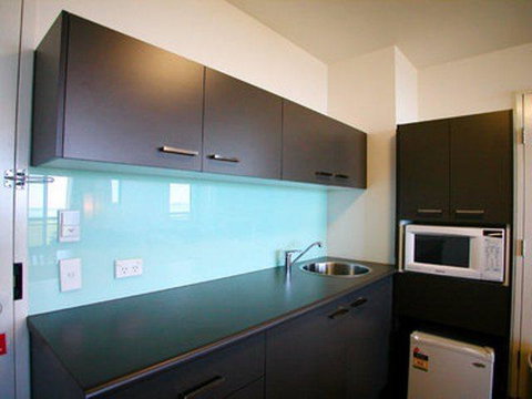 Best Western City Sands - Foster Accommodation 16