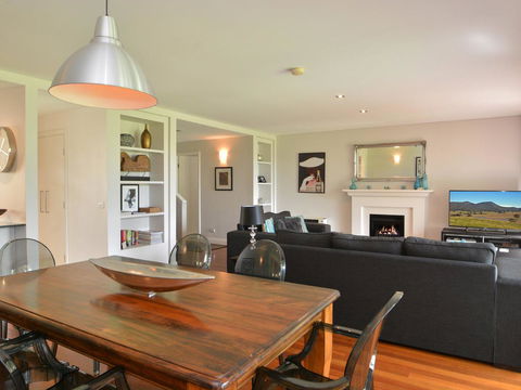 Villa 3br Margarita Villa Located Within Cypress Lakes Resort - Foster Accommodation 6