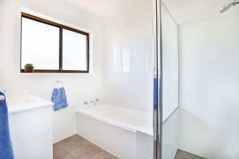 Abode @ Culburra - Pet Friendly - 4 Mins To Beach - Foster Accommodation 15