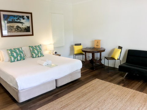 Cove Studios - Foster Accommodation 16