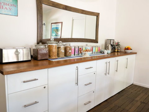 Cove Studios - Foster Accommodation 27
